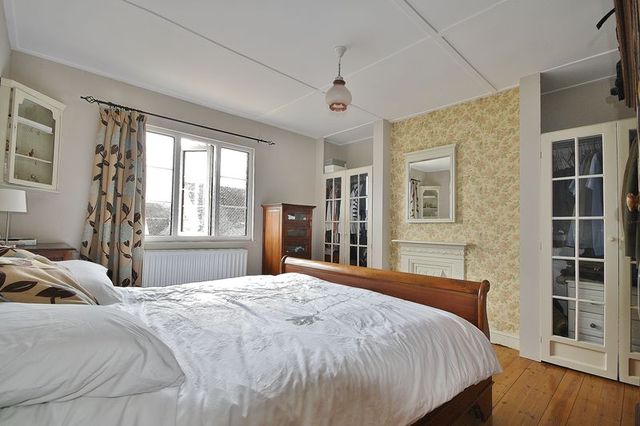  Image of 3 bedroom Cottage for sale in Burford Road Black Bourton Bampton OX18 at Burford Road Black Bourton Black Bourton, OX18 2PF