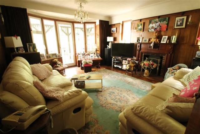  Image of 4 bedroom Detached house for sale in Stagbury Avenue Chipstead Coulsdon CR5 at Chipstead, CR5 3PA