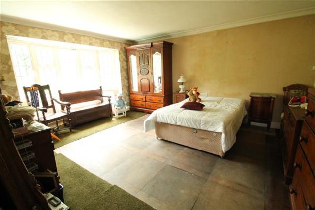  Image of 4 bedroom Detached house for sale in Stagbury Avenue Chipstead Coulsdon CR5 at Chipstead, CR5 3PA
