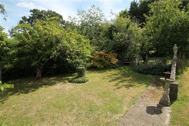 Image of 4 bedroom Detached house for sale in Stagbury Avenue Chipstead Coulsdon CR5 at Chipstead, CR5 3PA
