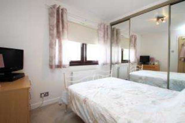  Image of 2 bedroom Flat for sale in Whittagreen Court Newarthill Motherwell ML1 at Motherwell North Lanarkshire Newarthill, ML1 5SN