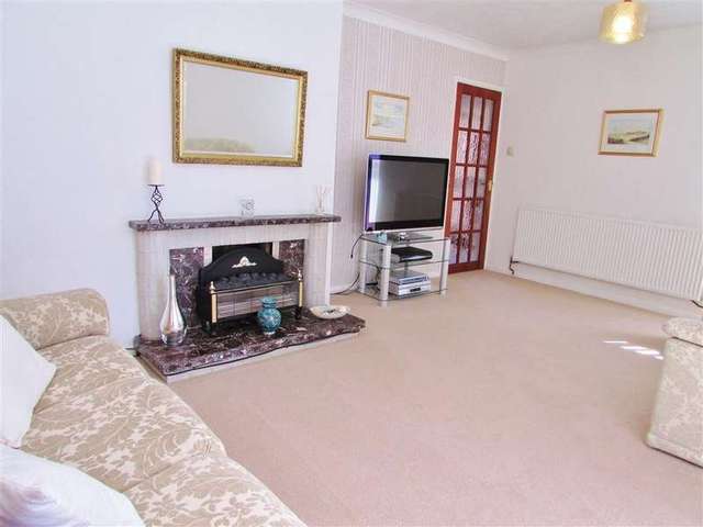  Image of 4 bedroom Detached house for sale in Witan Way Wantage OX12 at Wantage, OX12 9EU
