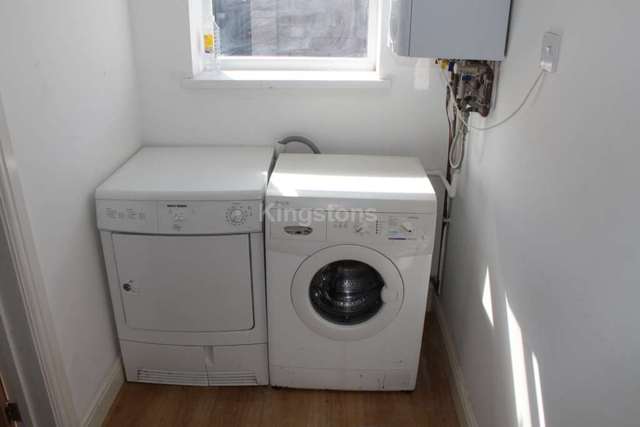  Image of 3 bedroom Detached house to rent in Plantagenet Street Cardiff CF11 at Plantagenet Street  Cardiff, CF11 6AQ