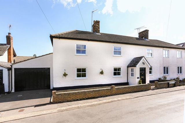  Image of 4 bedroom Semi-Detached house for sale in Albury Albury Ware SG11 at Albury Ware, SG11 2LQ