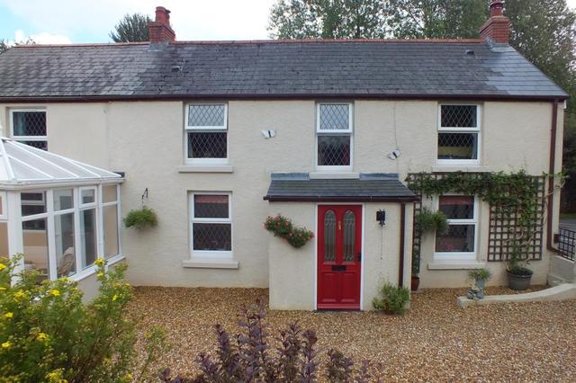  Image of 3 bedroom Detached house for sale in Stepaside Narberth SA67 at Narberth Pembrokeshire Stepaside, SA67 8LL