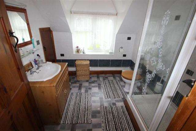  Image of 4 bedroom Detached house for sale in Hasketon Woodbridge IP13 at Woodbridge, IP13 6JP