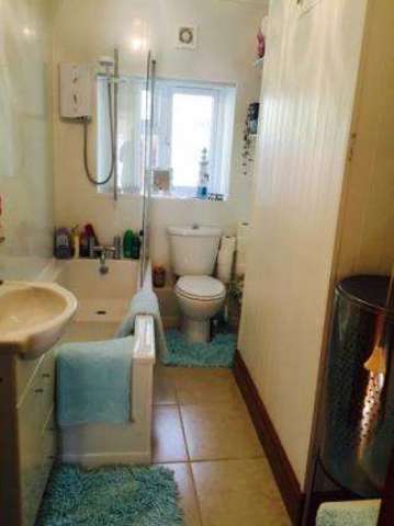  Image of 2 bedroom Bungalow for sale in Y Felinheli LL56 at Y Felinheli Gwynedd Y Felinheli, LL56 4JR