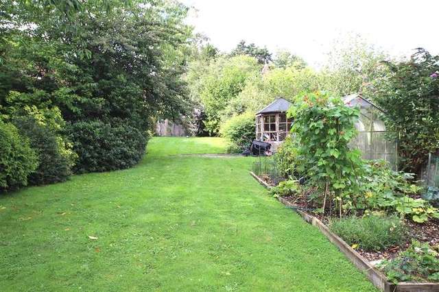  Image of 2 bedroom Mews for sale in Maidenhatch Pangbourne Reading RG8 at Maidenhatch Pangbourne, RG8 8HN