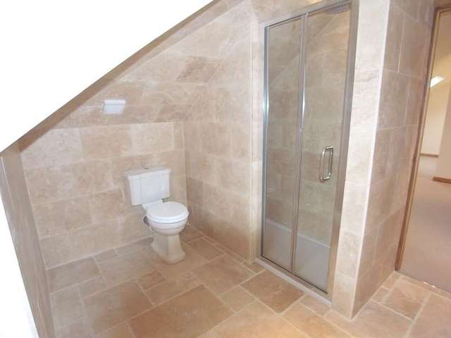  Image of 3 bedroom Cottage to rent in Cricketers Lane Windlesham GU20 at Cricketers Lane  Windlesham, GU20 6HA