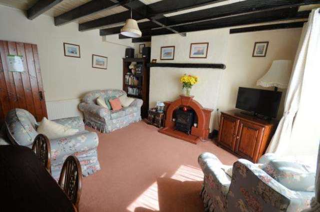  Image of 2 bedroom Cottage for sale in Main Street Staxton Scarborough YO12 at Main Street Staxton Scarborough, YO12 4SE