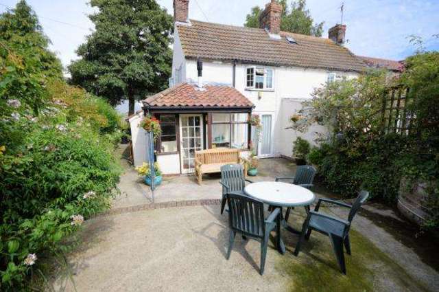 Image of 2 bedroom Cottage for sale in Main Street Staxton Scarborough YO12 at Main Street Staxton Scarborough, YO12 4SE