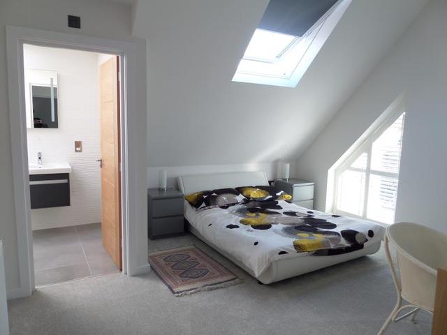 Image of 1 bedroom Flat to rent in Orchard Avenue Parkstone Poole BH14 at Parkstone  Lilliput, BH14 8AH