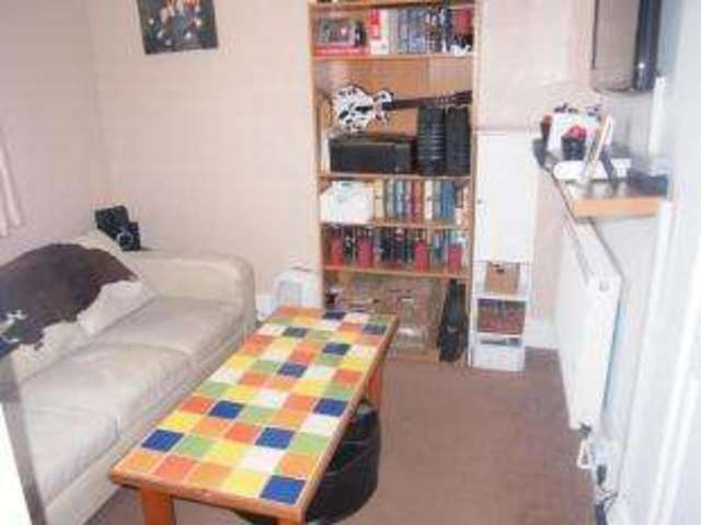  Image of 1 bedroom Flat for sale in St. Pirans Road Newquay TR7 at 10 St. Pirans Road Newquay Newquay, TR7 1JY