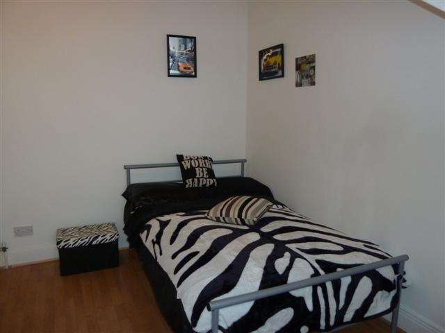  Image of 6 bedroom House Share to rent in Hylton Road Sunderland SR4 at Hylton Road  Sunderland, SR4 7AA