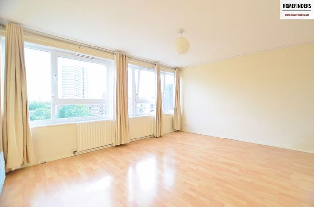  Image of 2 bedroom Flat to rent in Weatherley Close London E3 at Weatherley Close  London, E3 4BG