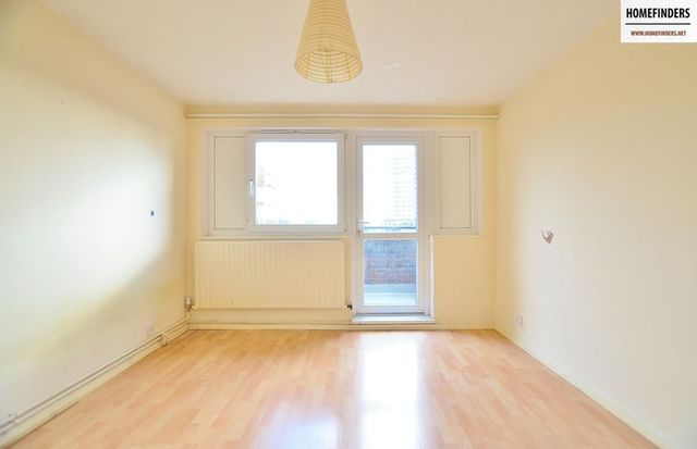  Image of 2 bedroom Flat to rent in Weatherley Close London E3 at Weatherley Close  London, E3 4BG