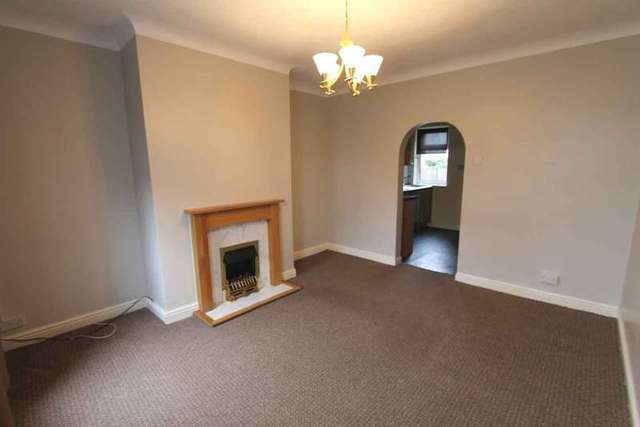  Image of 2 bedroom Terraced house to rent in Chapel Street Barnsley S71 at Ardsley Barnsley Ardsley, S71 5AY