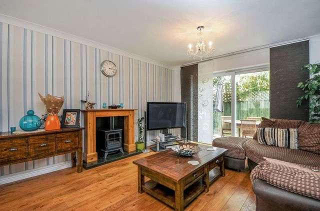  Image of 3 bedroom Detached house for sale in Ludlow Place Tadley RG26 at Ludlow Place Tadley Basingstoke, RG26 3QR