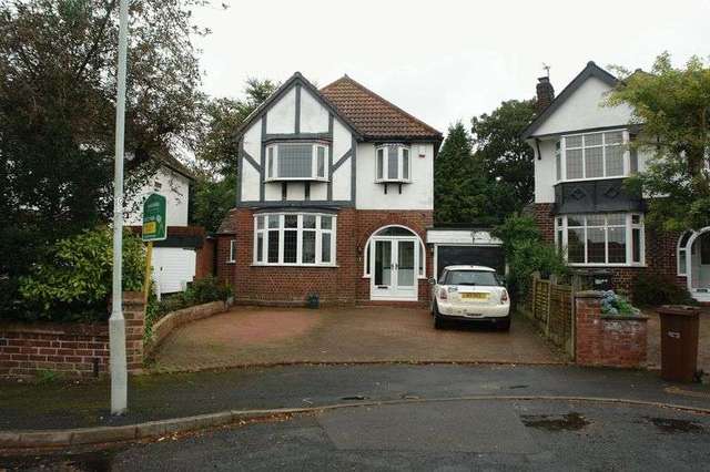  Image of 3 bedroom Detached house to rent in Belvedere Gardens Tettenhall Wolverhampton WV6 at Wolverhampton, WV6 9QL
