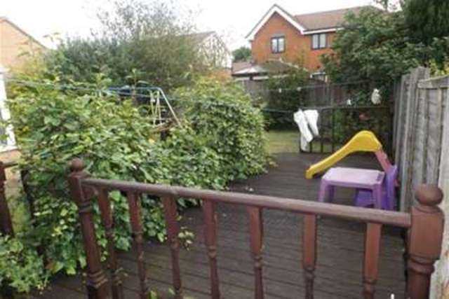  Image of 4 bedroom Detached house to rent in Oaktree Close Ingol Preston PR2 at Preston, PR2 3UZ