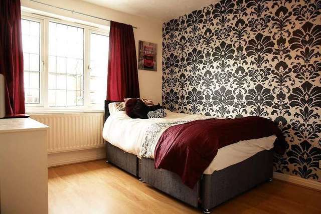  Image of 4 bedroom Detached house for sale in Wrenbury Drive Rochdale OL16 at Rochdale  Lancashire, OL16 4PJ