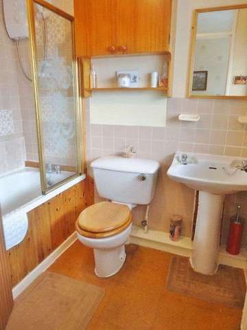  Image of 3 bedroom Detached house for sale in Heathwood Crescent Tillicoultry FK13 at Heathwood Crescent  Tillicoultry, FK13 6QP