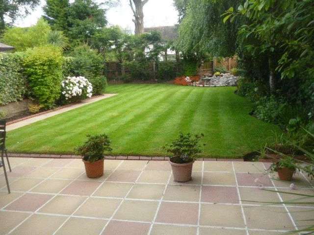  Image of 5 bedroom Semi-Detached house for sale in Lawrence Gardens London NW7 at Lawrence Gardens  Mill Hill, NW7 4JT