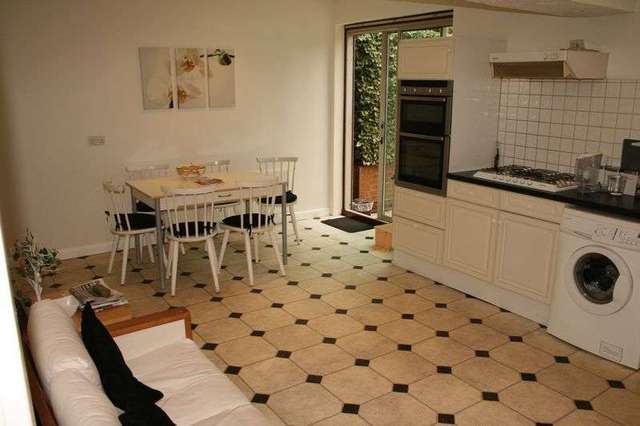  Image of 5 bedroom Semi-Detached house for sale in Lawrence Gardens London NW7 at Lawrence Gardens  Mill Hill, NW7 4JT