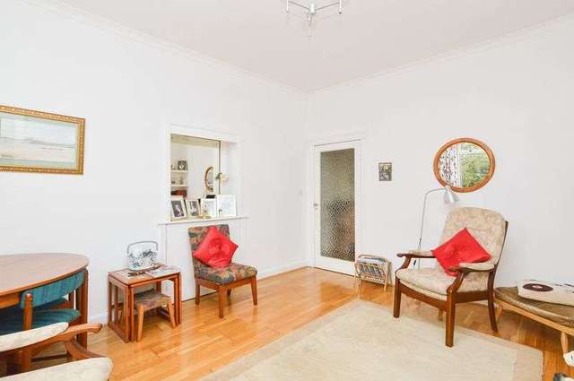  Image of 2 bedroom Detached house for sale in Hillview Drive East Craigs Edinburgh EH12 at Hillview Drive Corstorphine Edinburgh, EH12 8QW
