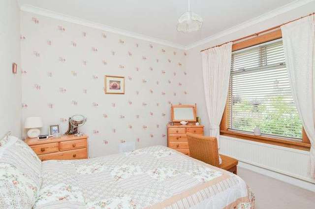  Image of 2 bedroom Detached house for sale in Hillview Drive East Craigs Edinburgh EH12 at Hillview Drive Corstorphine Edinburgh, EH12 8QW