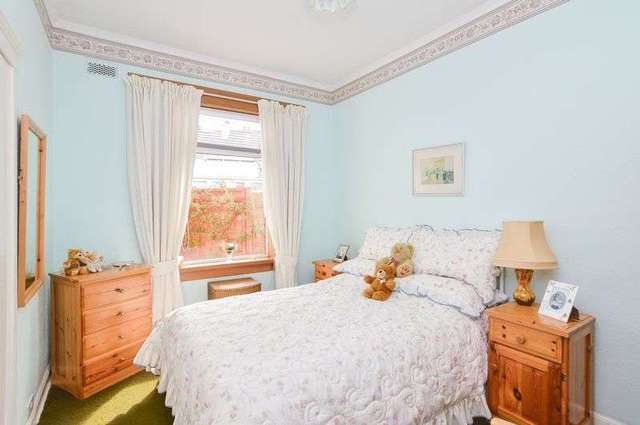  Image of 2 bedroom Detached house for sale in Hillview Drive East Craigs Edinburgh EH12 at Hillview Drive Corstorphine Edinburgh, EH12 8QW