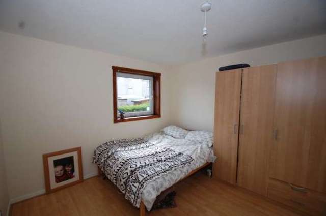  Image of 3 bedroom Semi-Detached house for sale in Glen Doll Road Neilston Glasgow G78 at 5 Glen Doll Road  Neilston, G78 3QR