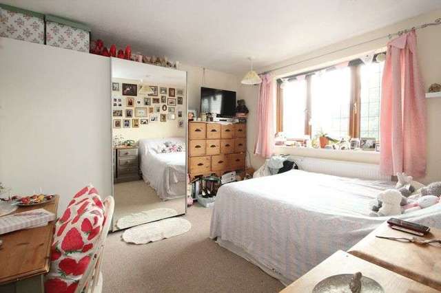  Image of 4 bedroom Semi-Detached house for sale in Airmyn Road Goole DN14 at Airmyn Road  Goole, DN14 6XD