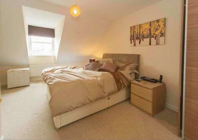  Image of 3 bedroom Semi-Detached house to rent in Alameda Gardens Wolverhampton WV6 at Alameda Gardens  Wolverhampton, WV6 9EX