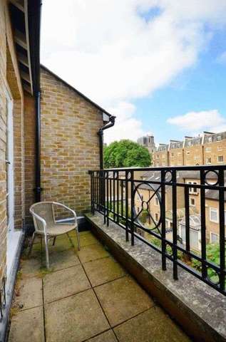  Image of 3 bedroom Flat to rent in Albany Street London NW1 at Albany Street  London, NW1 4BT