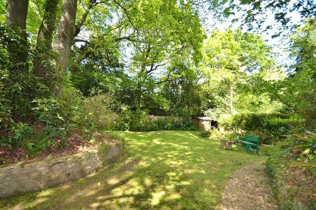  Image of 4 bedroom Detached house for sale in Daggons Road Alderholt Fordingbridge SP6 at Daggons Road Alderholt Fordingbridge, SP6 3DL
