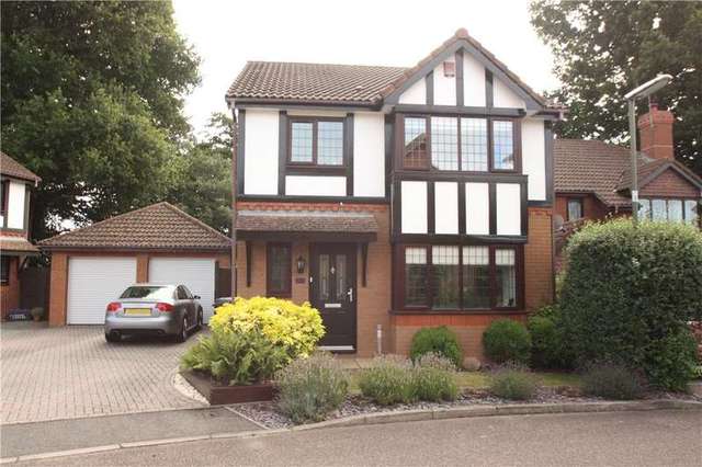  Image of 3 bedroom Detached house for sale in Alexandra Gardens Knaphill Woking GU21 at Knaphill Woking Knaphill, GU21 2DQ