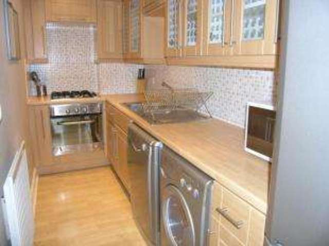  Image of 2 bedroom Flat for sale in Alexandra Parade Dennistoun Glasgow G31 at Glasgow Lanarkshire Springburn, G31 3LN