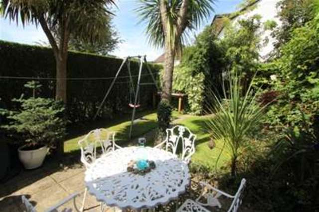  Image of 3 bedroom Detached house to rent in Althorne Road Redhill RH1 at Redhill, RH1 6EF