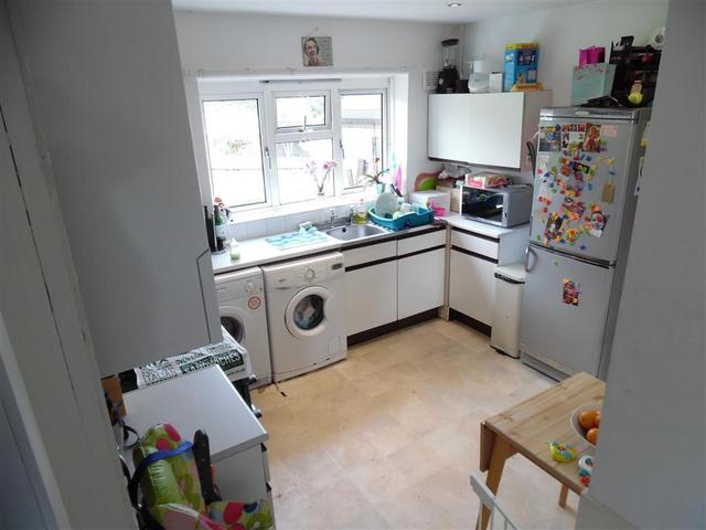  Image of 3 bedroom Detached house to rent in Alwold Road Quinton Birmingham B29 at Alwold Road  BIRMINGHAM, B29 5TW