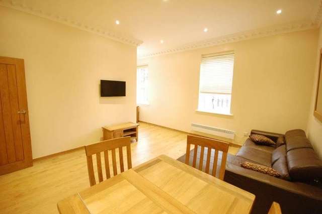  Image of 2 bedroom Flat to rent in Brownlow Road Reading RG1 at Brownlow Road  Reading, RG1 6NP