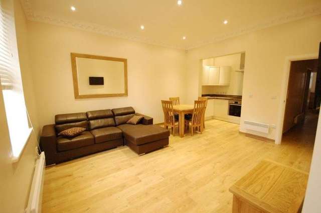  Image of 2 bedroom Flat to rent in Brownlow Road Reading RG1 at Brownlow Road  Reading, RG1 6NP