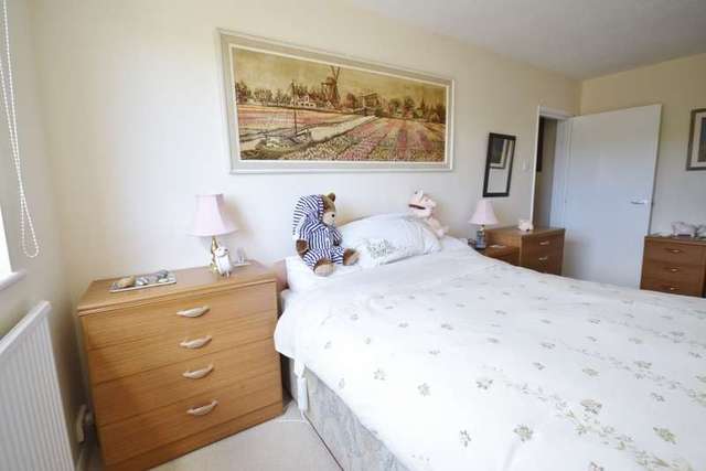  Image of 1 bedroom Flat for sale in Arundel Road Eastbourne BN21 at 2 Arundel Road  Eastbourne, BN21 2HD