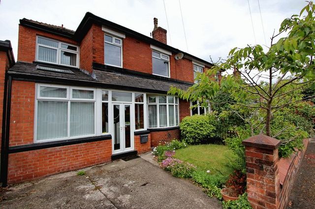  Image of 4 bedroom Semi-Detached house for sale in Ashbourne Grove Whitefield Manchester M45 at Ashbourne Grove Whitefield Manchester, M45 7NL