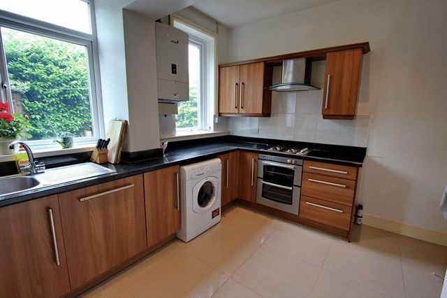  Image of 4 bedroom Semi-Detached house for sale in Ashbourne Grove Whitefield Manchester M45 at Ashbourne Grove Whitefield Manchester, M45 7NL
