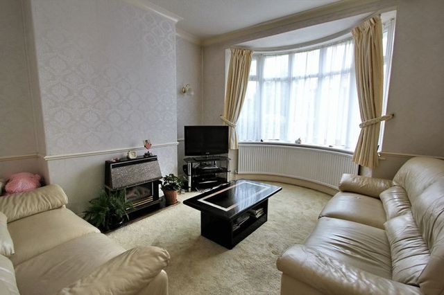  Image of 4 bedroom Semi-Detached house for sale in Ashbourne Grove Whitefield Manchester M45 at Ashbourne Grove Whitefield Manchester, M45 7NL