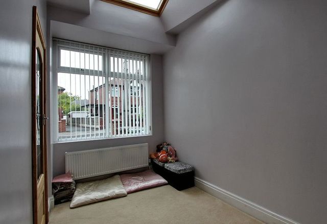  Image of 4 bedroom Semi-Detached house for sale in Ashbourne Grove Whitefield Manchester M45 at Ashbourne Grove Whitefield Manchester, M45 7NL