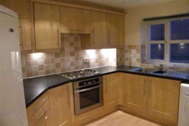  Image of 2 bedroom Flat to rent in Atherton Close Ashton-on-Ribble Preston PR2 at Preston, PR2 2AF