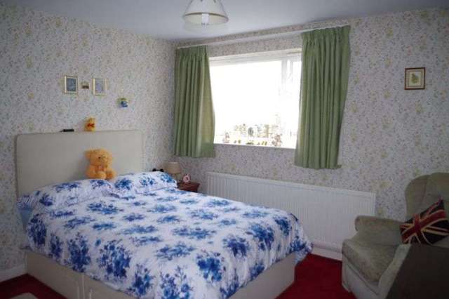  Image of 2 bedroom Detached house for sale in Atyeo Close Burnham-on-Sea TA8 at Atyeo Close  Burnham-On-Sea, TA8 2EJ