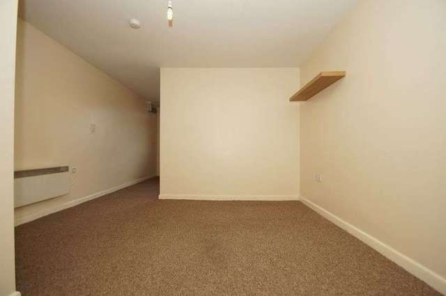  Image of 1 bedroom Flat to rent in Austin Road Bromsgrove B60 at Austin Road Charford Bromsgrove, B60 3NS